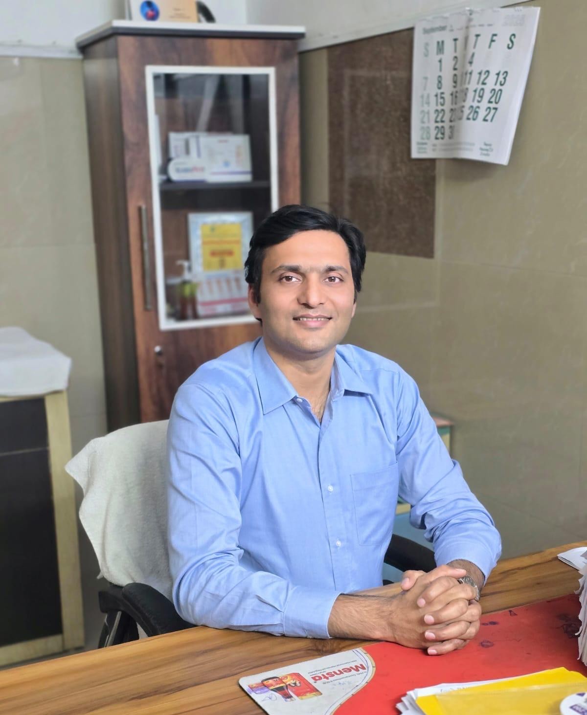 Dr. Abhishek Aggarwal — Senior Consultant GI & HPB Oncosurgeon, BLK-Max Delhi